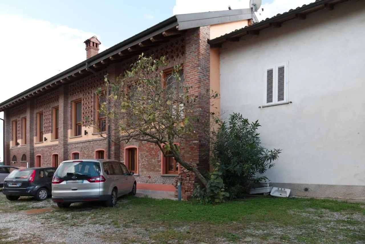 Antica Cascina B&B Borghetto Lodigiano Italy